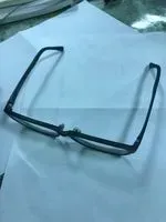 黑框眼鏡