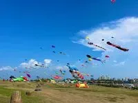 金