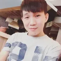 毅 (●°u°●)​ 」
