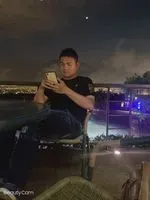 默默