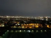 平緊肩