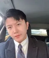 小飛
