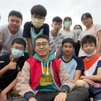 李威宏