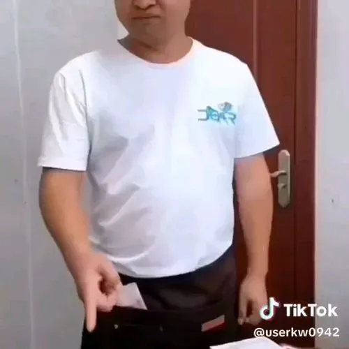1745646480895_3dd4f4c0-819d-422d-9de5-2f237782fc78.mp4