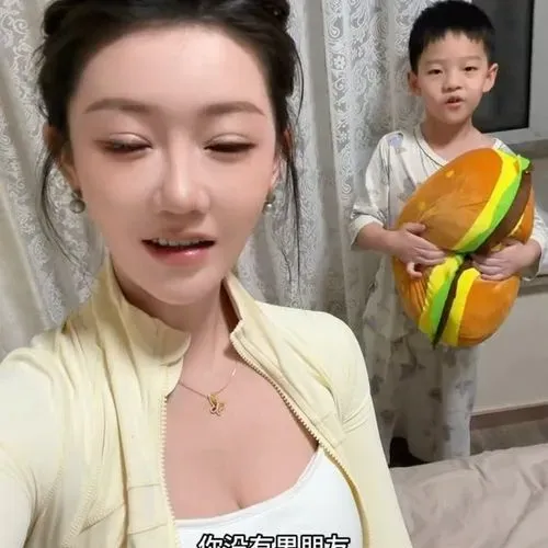 1772899361575_c3712f3b-87c4-4e05-b880-fd1e1c2226e3.mp4