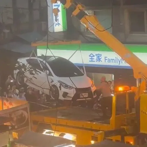 1774798060642_97418dab-2930-4684-bdc5-f1a74c72d409.mp4